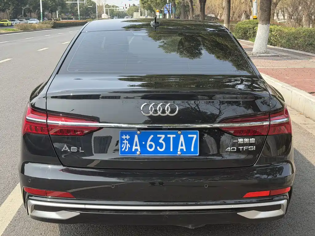 Audi A6L 2023 — фото 3