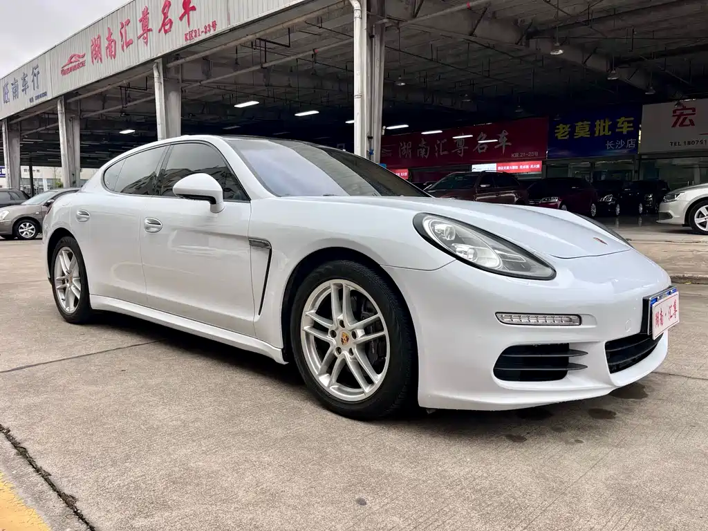 Porsche Panamera 2015 — фото 3