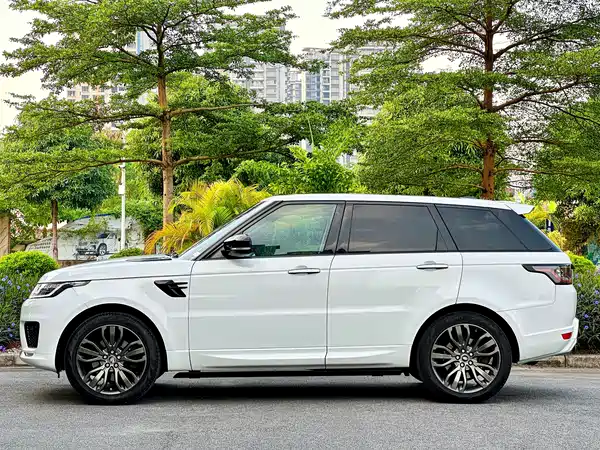 Land Rover Range Rover Sport 2014