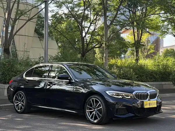 BMW 3 Series 2021