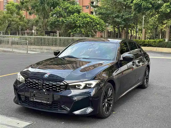 BMW 3 Series 2023