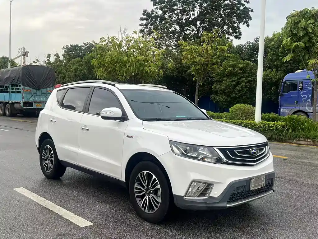 Geely Vision X6 2016 — фото 3