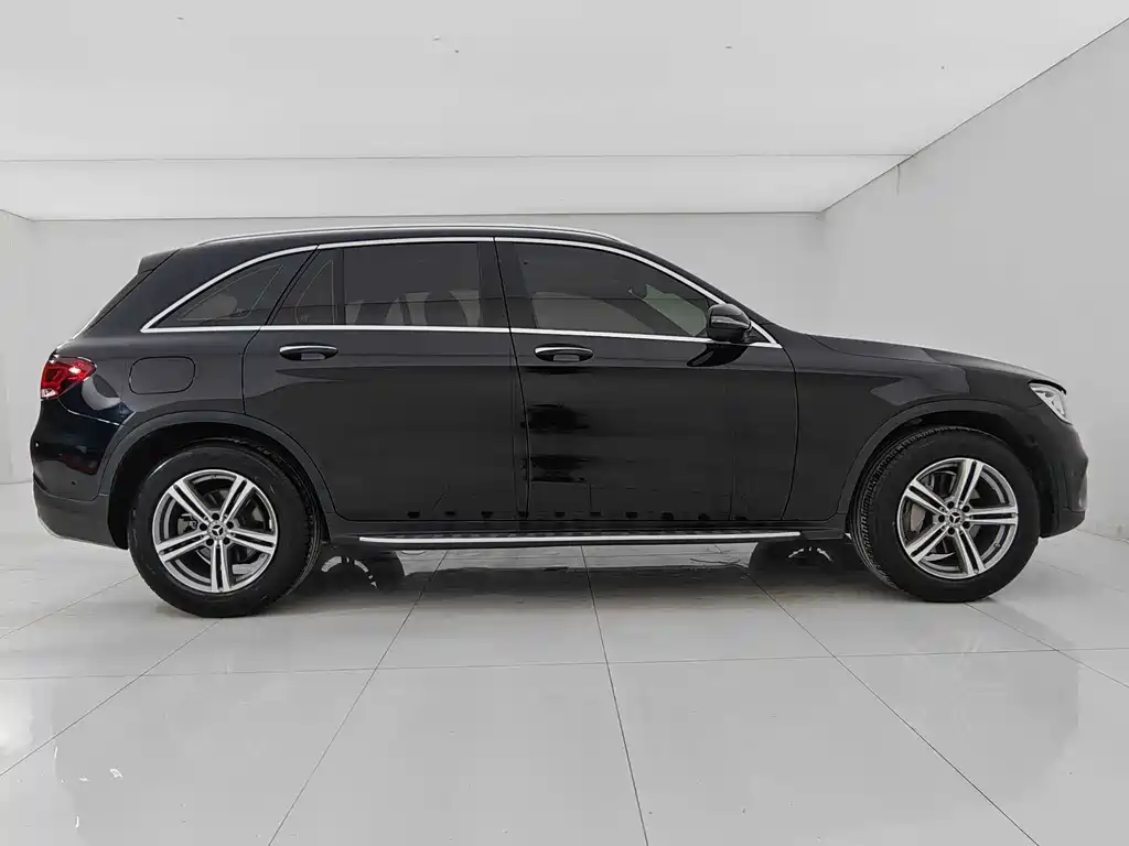 Mercedes-Benz GLC 2021 — фото 17