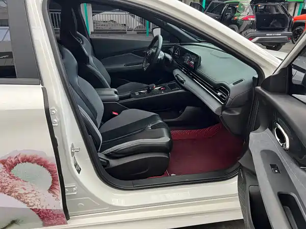GAC Trumpchi Empow 2023