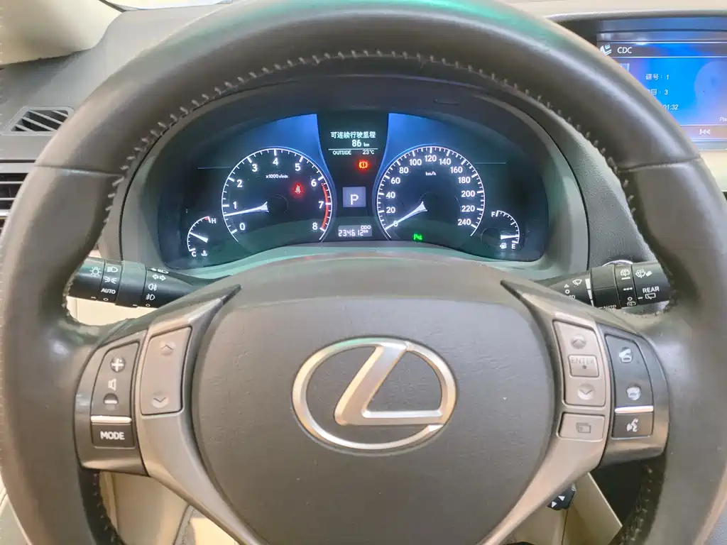 Lexus RX Classic 2013 — фото 15