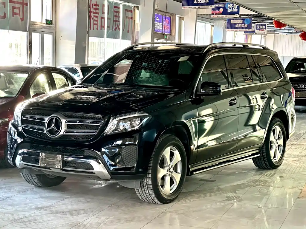 Mercedes-Benz GLS 2017 — фото 1