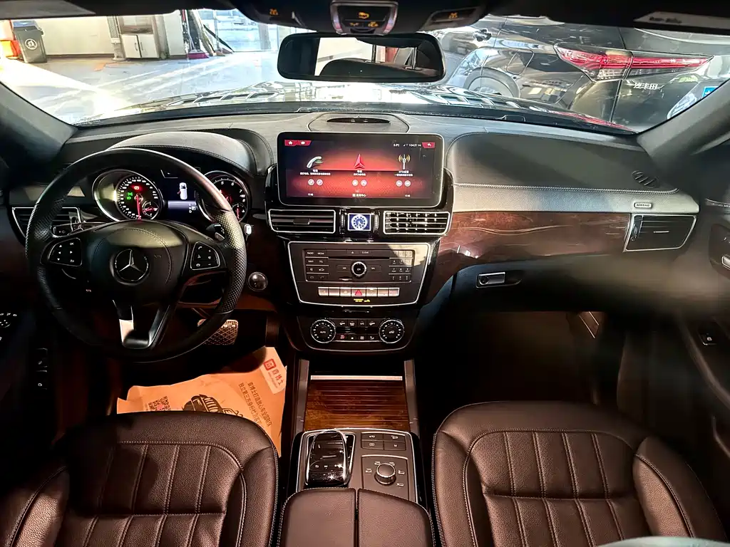 Mercedes-Benz GLS 2017 — фото 6