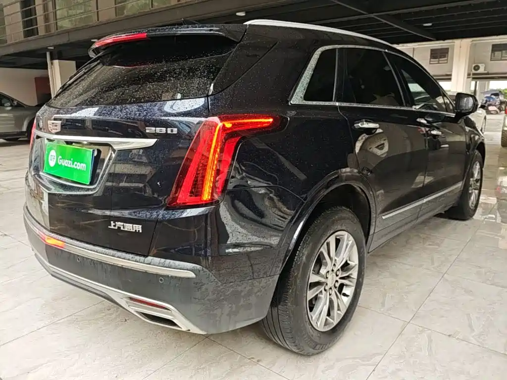 Cadillac XT5 2021 — фото 7