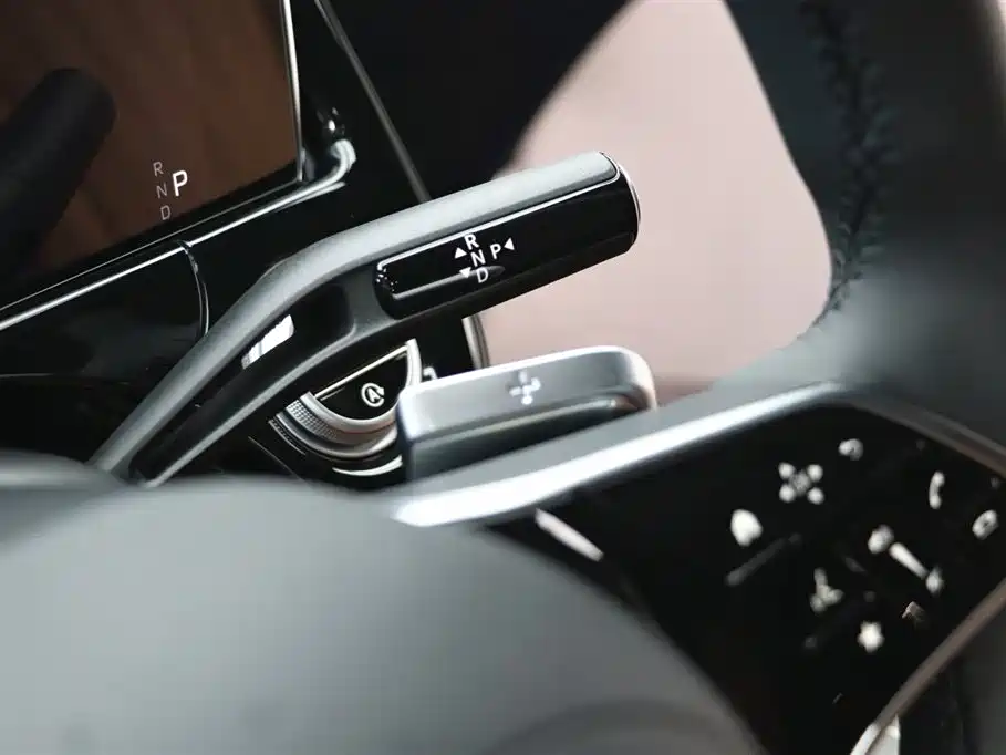 Mercedes-Benz E-Class 2026 — фото 15