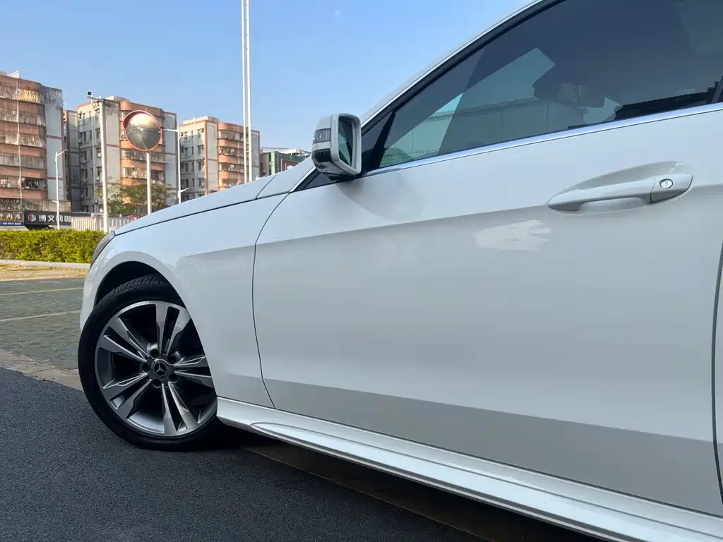 Mercedes-Benz E-Class 2016 — фото 7