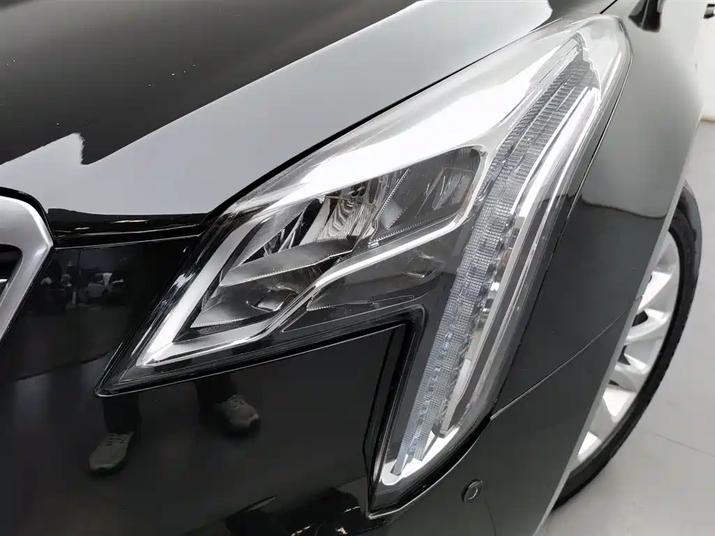 Cadillac XTS 2019 — фото 7