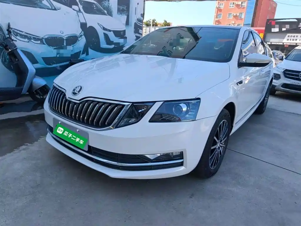 Skoda Octavia 2019 — фото 2