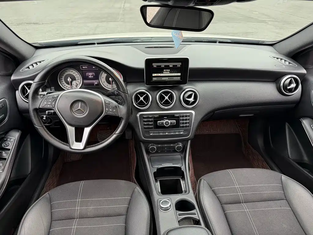 Mercedes-Benz A-Class 2014