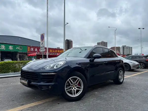 Porsche Macan 2016