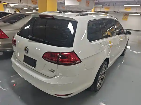 Volkswagen Golf 2016
