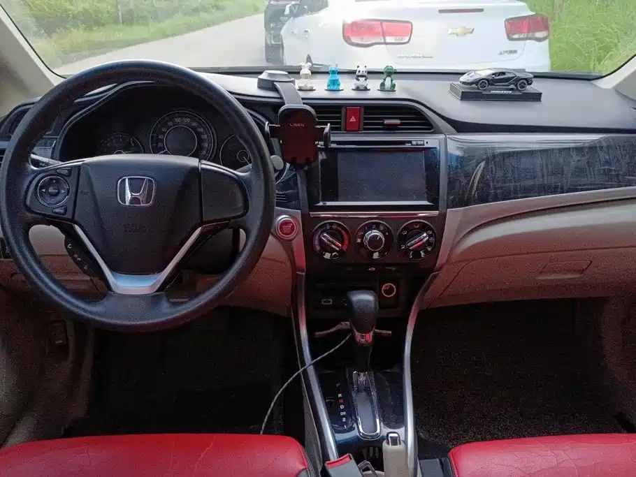 Honda Crider 2015 — фото 12