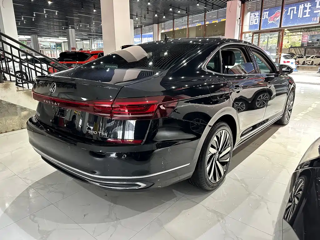 Volkswagen Passat 2023