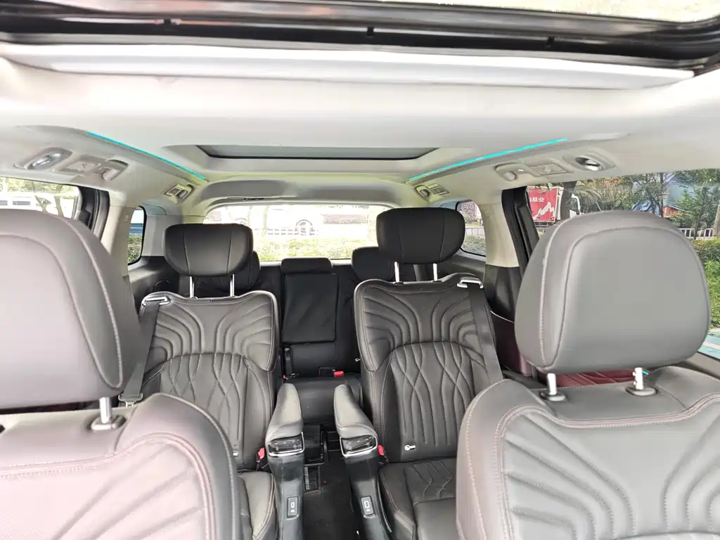 GAC Motor Trumpchi M8 2025 — фото 8