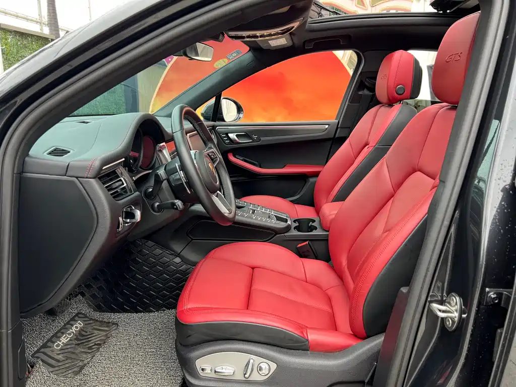 Porsche Macan 2021 — фото 10