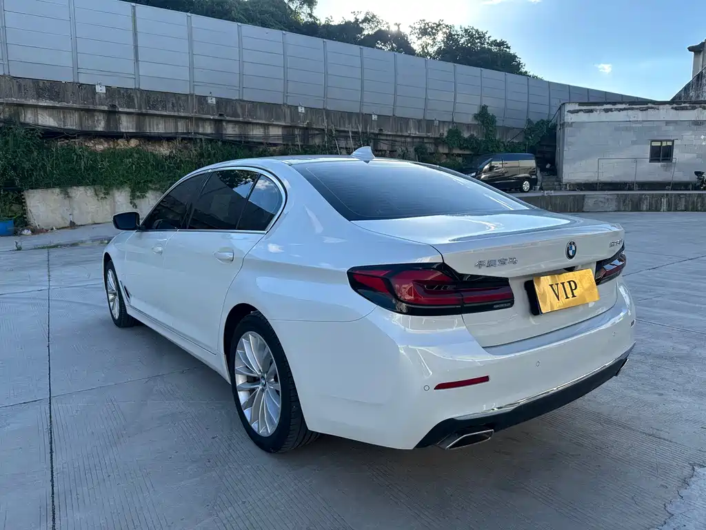 BMW 5 Series 2022