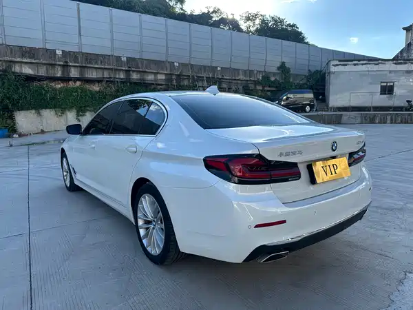 BMW 5 Series 2022