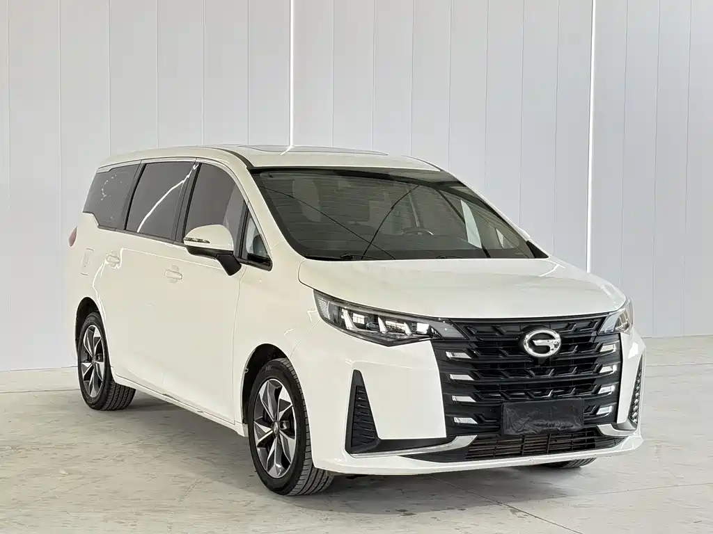 GAC Trumpchi M6 2022 — фото 1