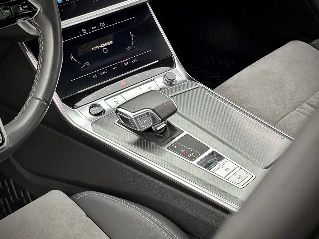 Audi A6L 2023 — фото 21
