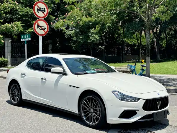 Maserati Ghibli 2020