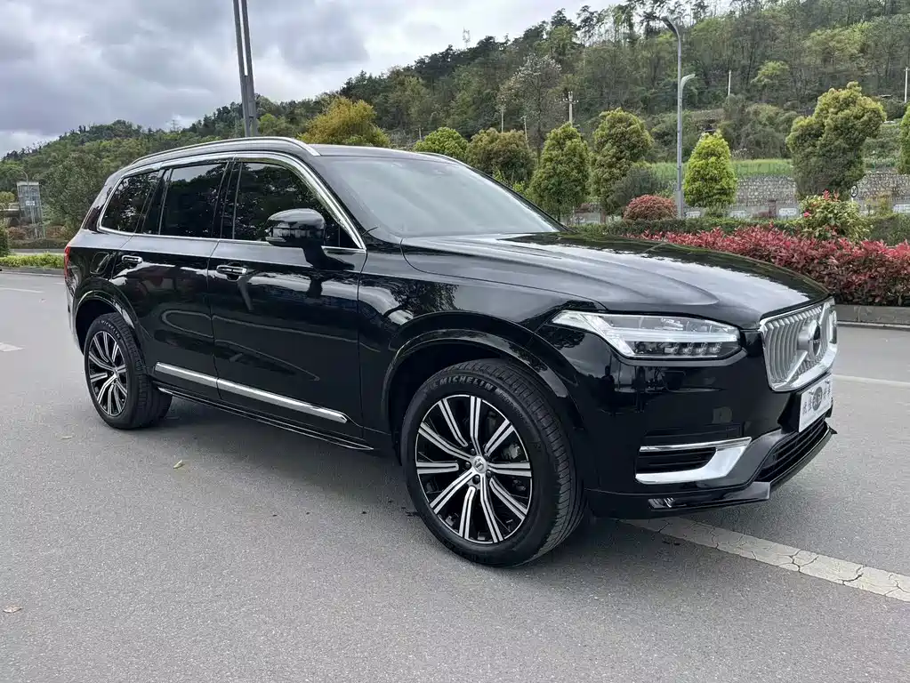 Volvo XC90 2021 — фото 3