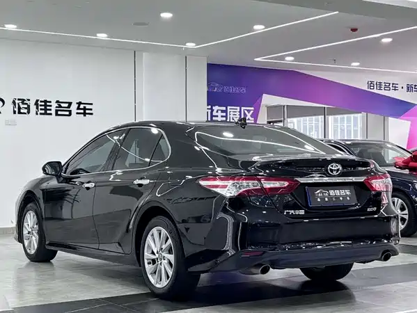 Toyota Camry 2021