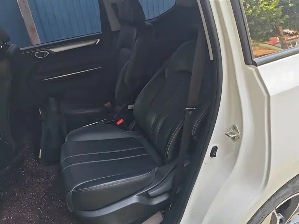GAC Motor Trumpchi M6 2023 — фото 17