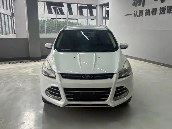 Ford Kuga 2015