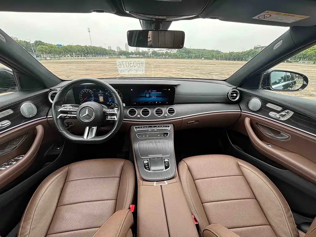 Mercedes-Benz E-Class 2022 — фото 8