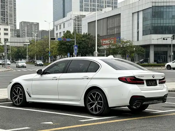 BMW 5 Series 2022
