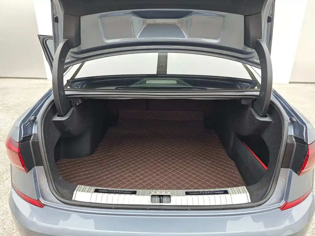 Volkswagen Passat 2021