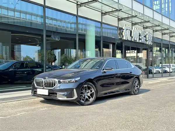 BMW 5 Series 2024