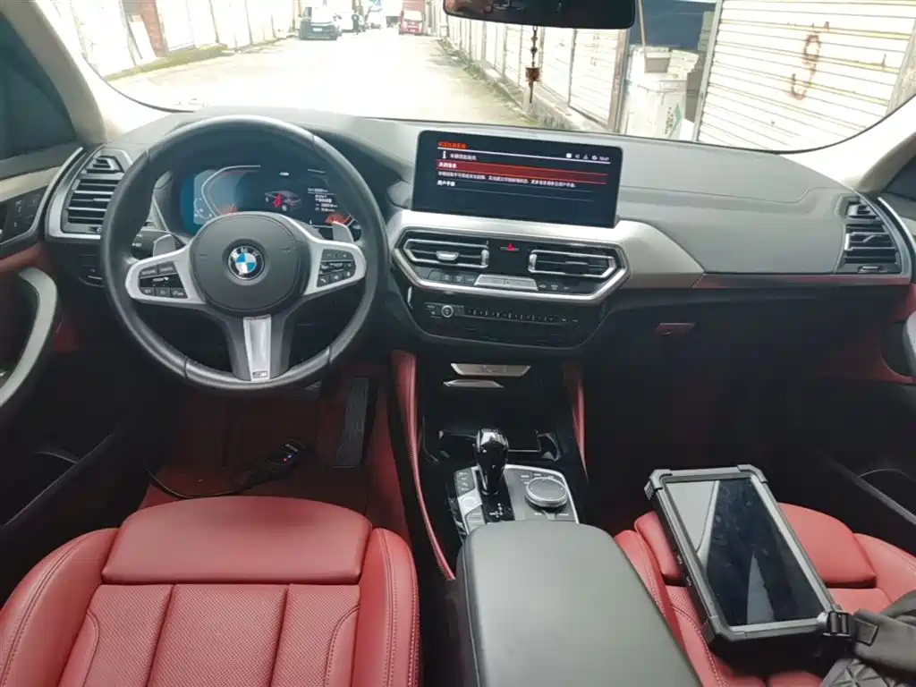BMW X4 2025 — фото 10