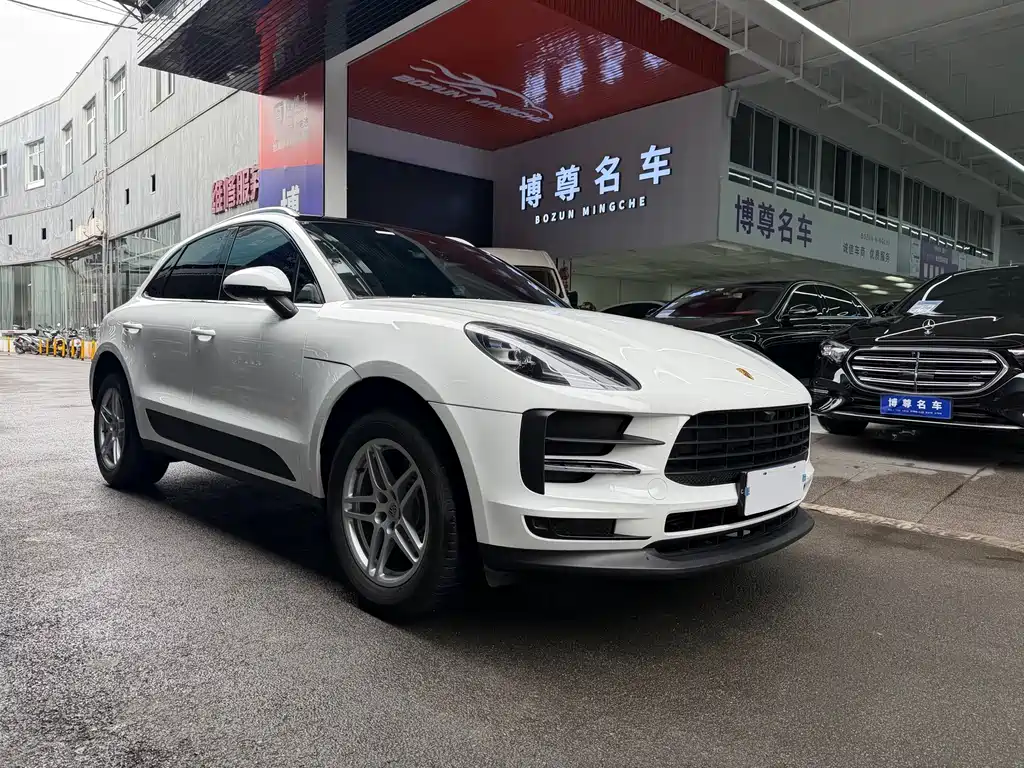 Porsche Macan 2022 — фото 3