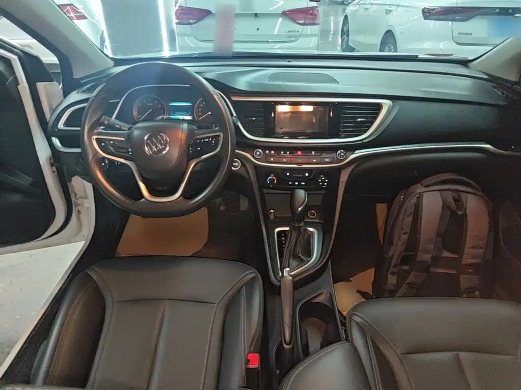 Buick Excelle 2021 — фото 10