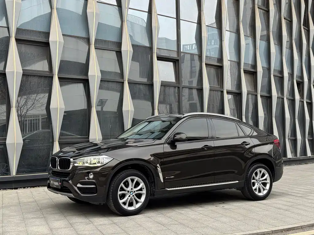 BMW X6 2016 — фото 1