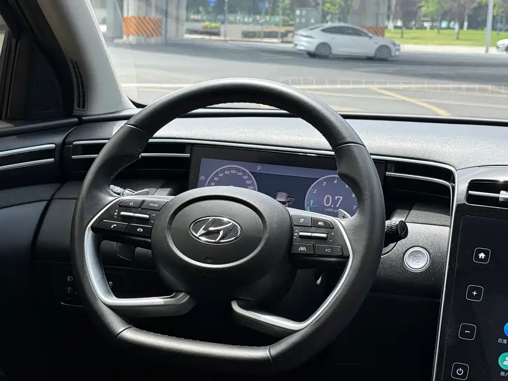 Hyundai Tucson 2022 — фото 24