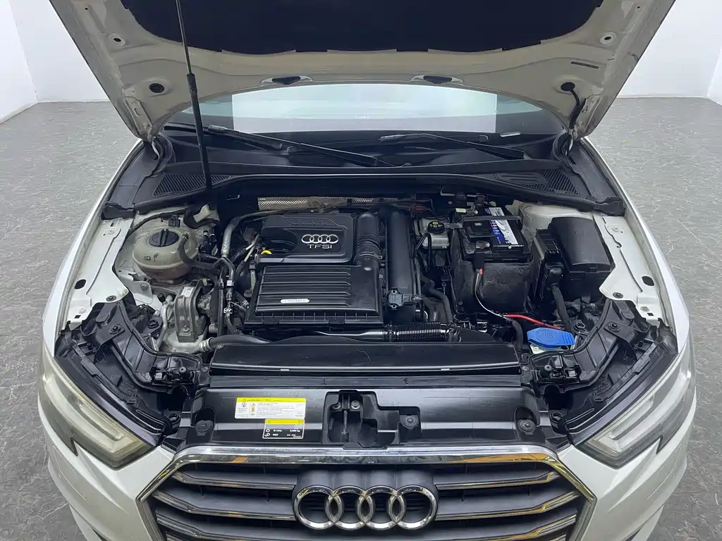 Audi A3 2018 — фото 17