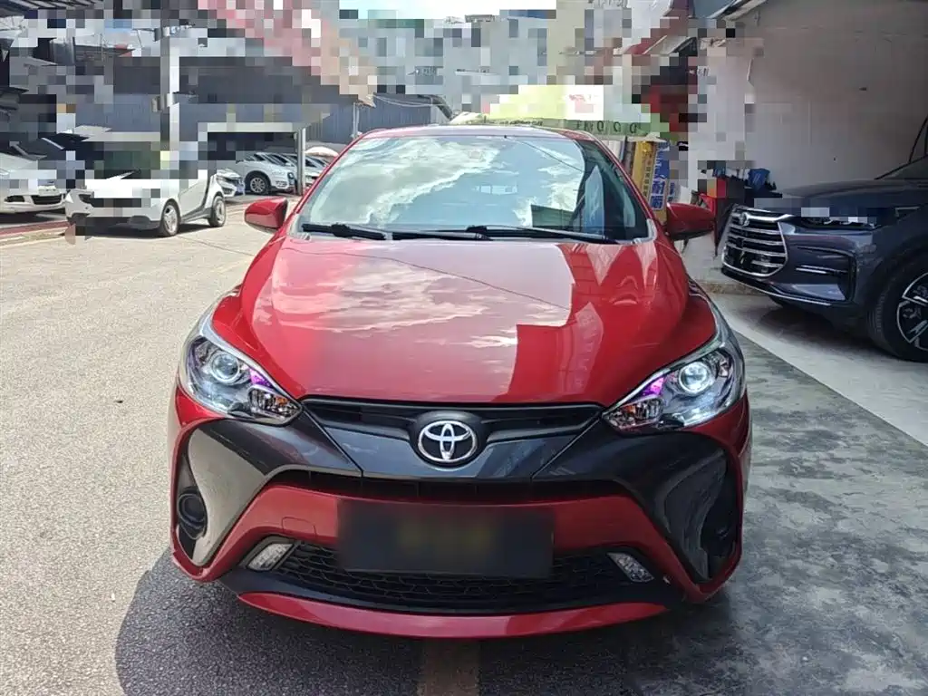 Toyota Yaris L 2020