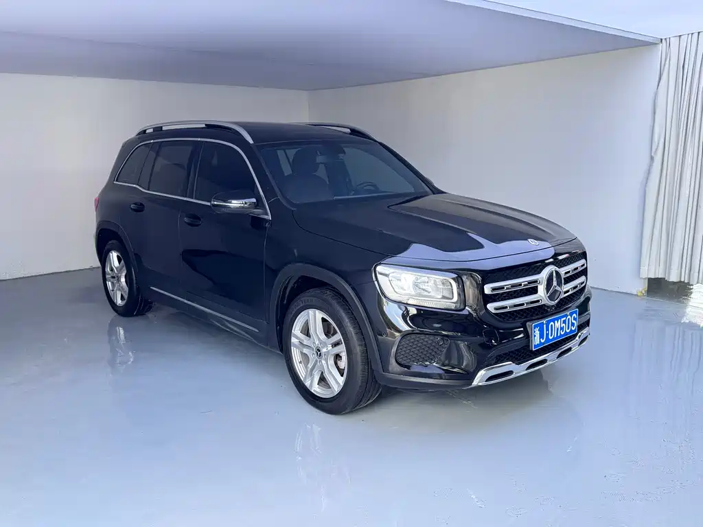 Mercedes-Benz GLB 2021