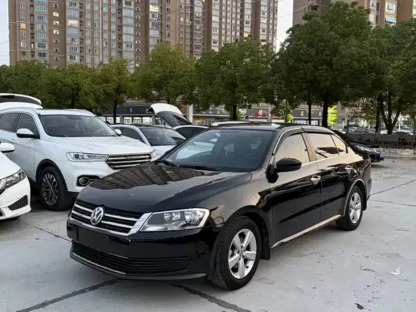 Volkswagen Lavida 2015