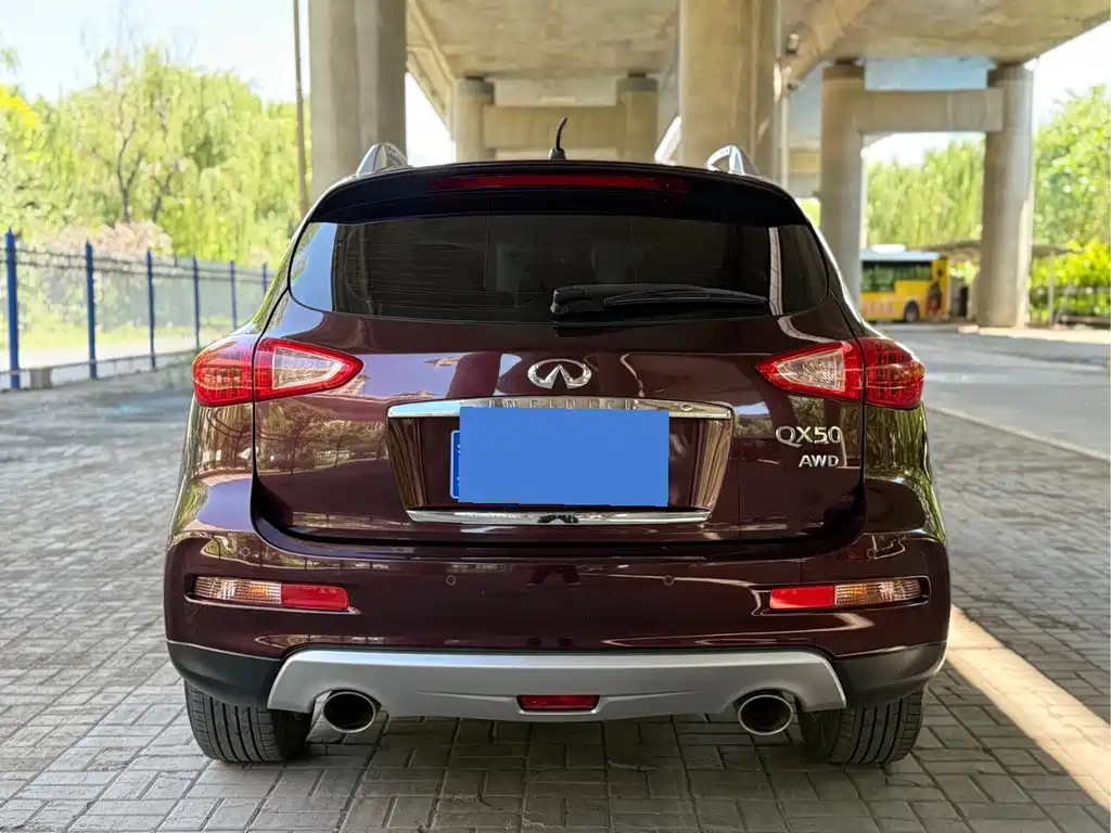 Infiniti QX50 2017 — фото 12