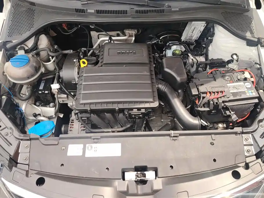 Skoda Rapid Spaceback 2019 — фото 10