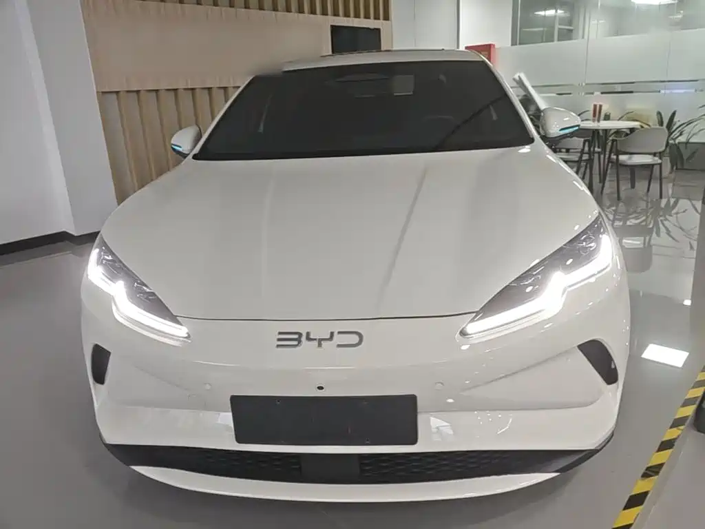 BYD Seal 06 2025