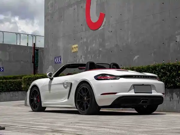 Porsche 718 2023