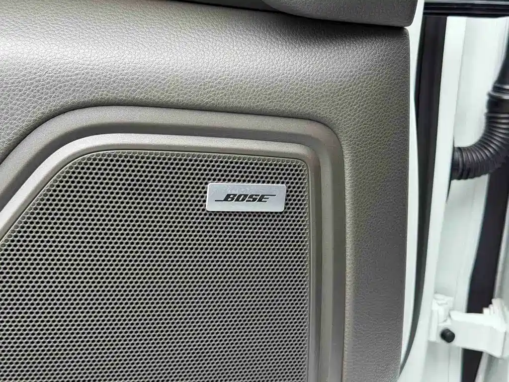 Porsche Macan 2022 — фото 12